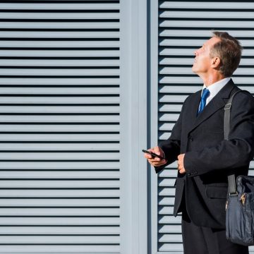Poradnik – jak wybrać odpowiednią bramę dla Twojego biznesu