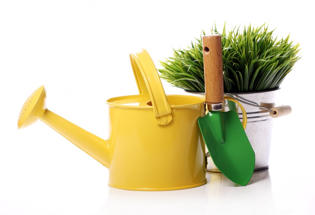 Jak wybrać odpowiednie narzędzia do prac ogrodowych – praktyczne wskazówki
